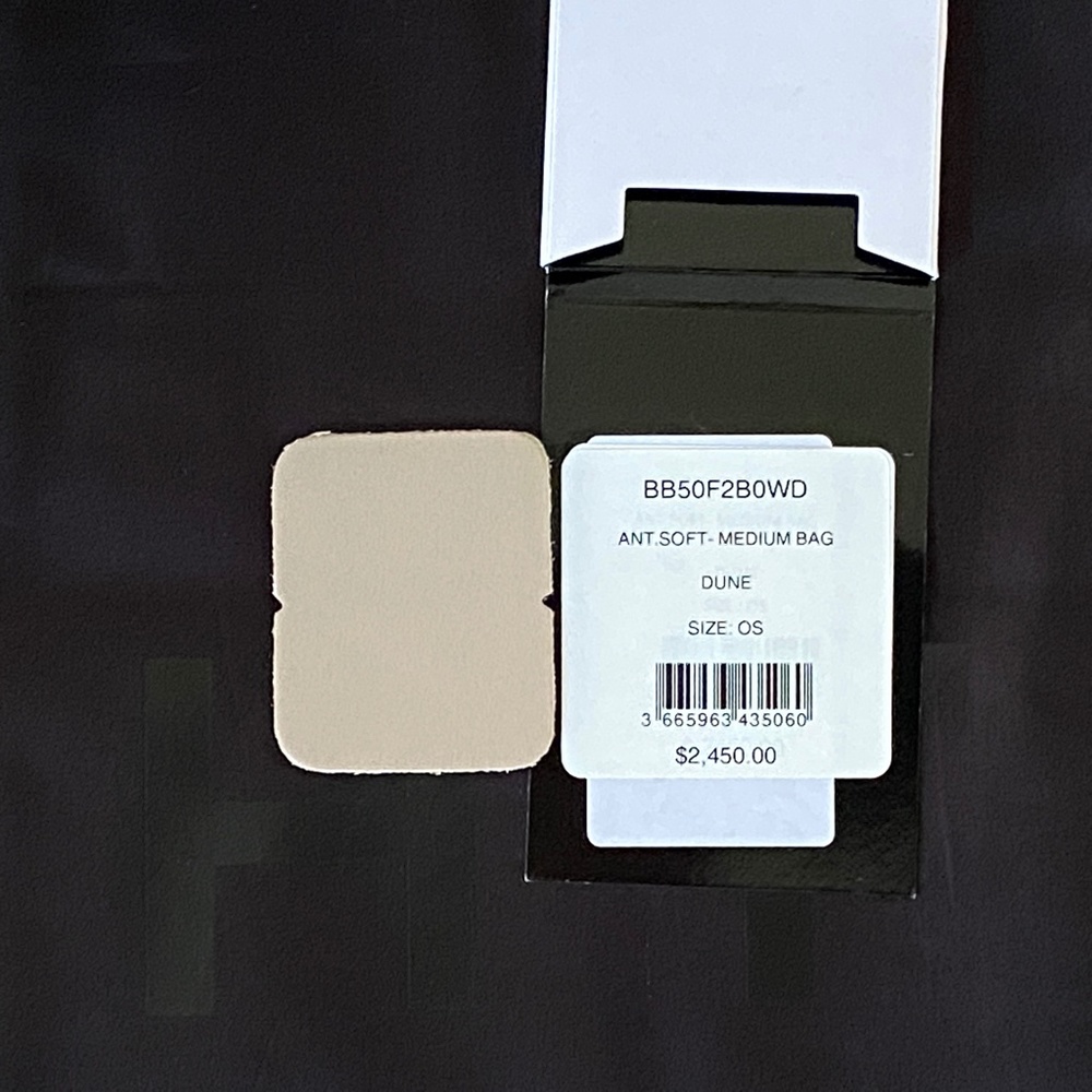 Givenchy Medium Soft Antigona in Dune / Beige Color - Picture 15 of 15